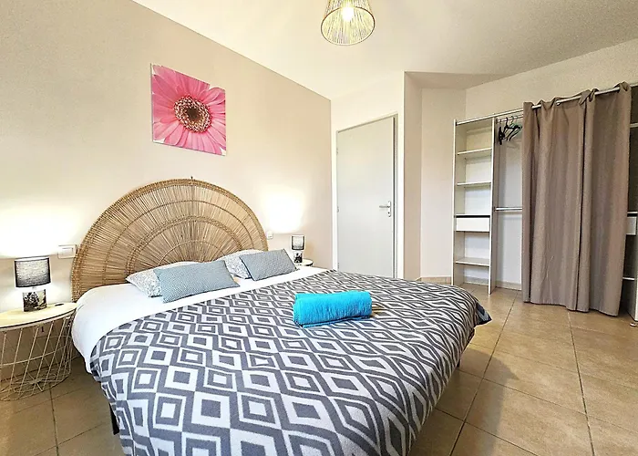Le Parc Jean Edouard - Spa Avec Jacuzzi Prive - Superbe Villa 4 Chambres - 9 Couchages - 6 Lits - Poele - Parking - Climatisation Reversible- Terrasse Ombragee Et Grand Jardin