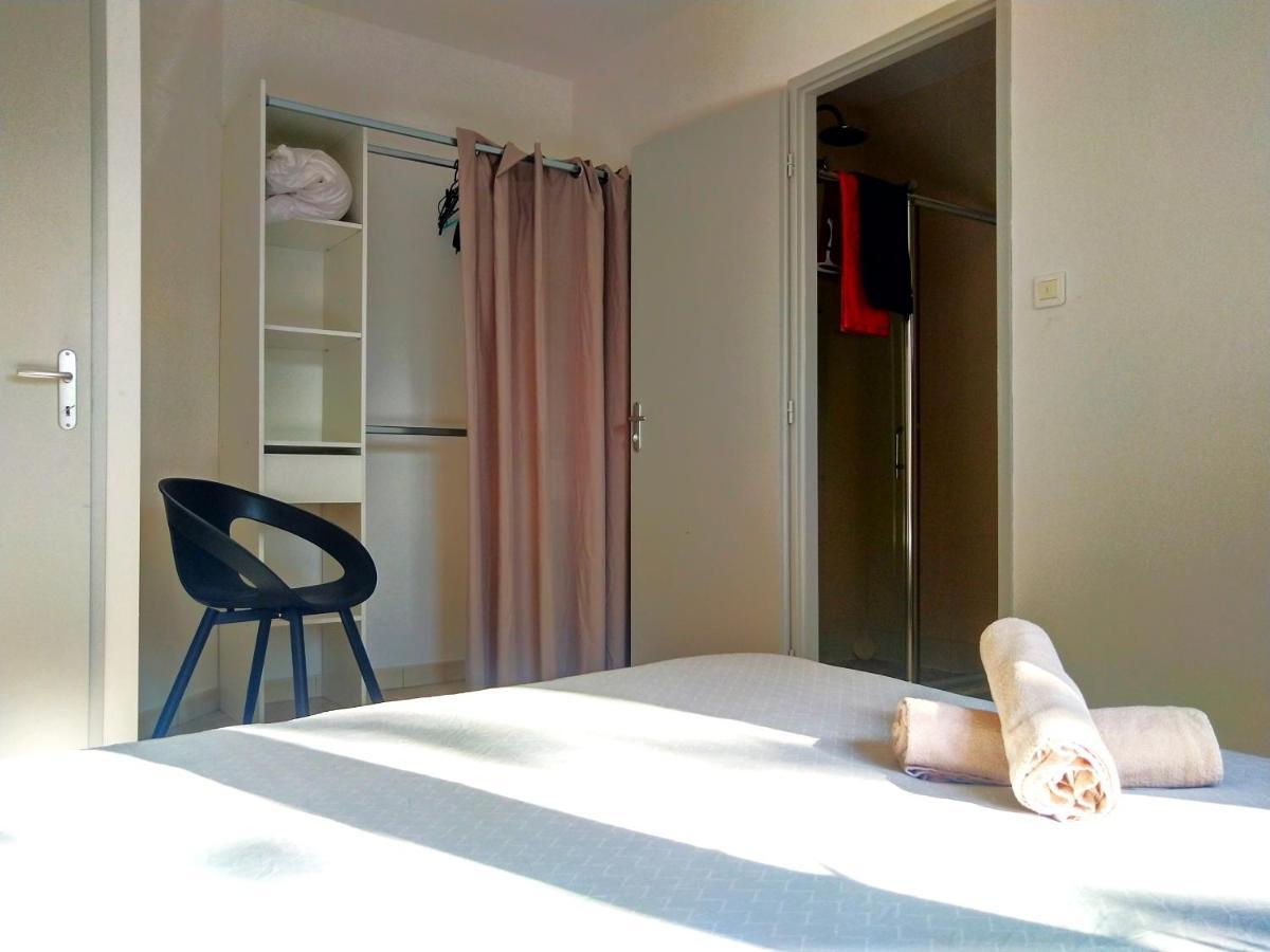 Le Parc Jean Edouard - Avec Jacuzzi Prive - Superbe 4 - 9 Couchages - 6 Lits - Poele - Parking - Climatisation Reversible- Terrasse Ombragee Et Grand Jardin * Montech