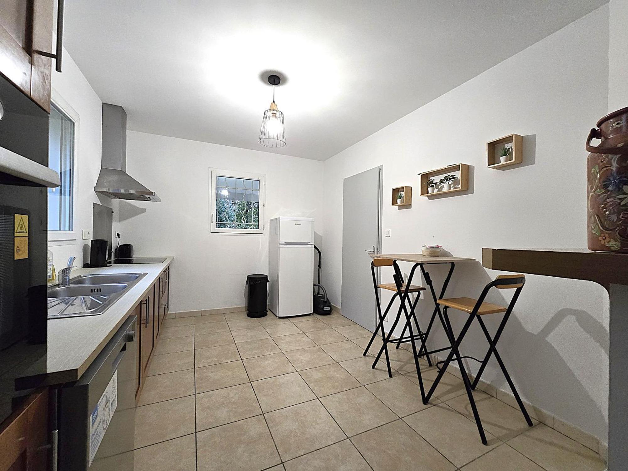 Vakantiehuis Le Parc Jean Edouard - Avec Jacuzzi Prive - Superbe 4 - 9 Couchages - 6 Lits - Poele - Parking - Climatisation Reversible- Terrasse Ombragee Et Grand Jardin