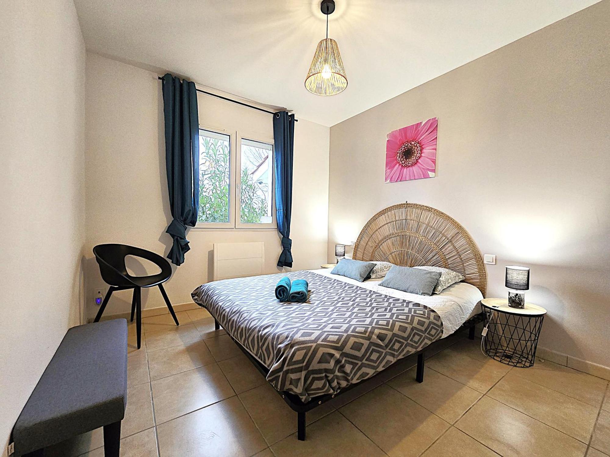Le Parc Jean Edouard - Avec Jacuzzi Prive - Superbe 4 - 9 Couchages - 6 Lits - Poele - Parking - Climatisation Reversible- Terrasse Ombragee Et Grand Jardin * Montech
